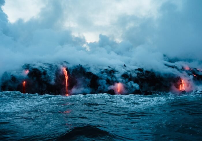 Photo Volcano plume