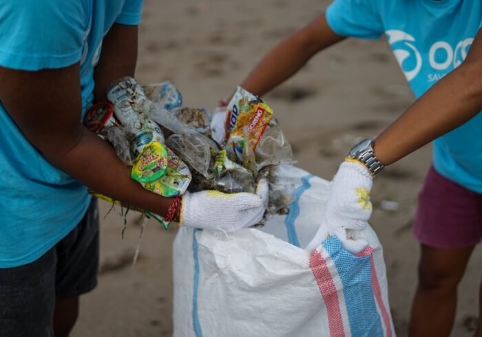 Photo Beach cleanup