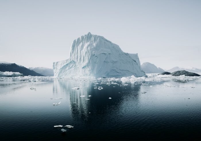 Photo melting ice